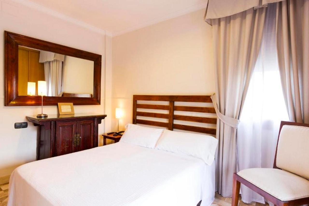 Hotel Boutique Reina Mora غرناطة المظهر الخارجي الصورة