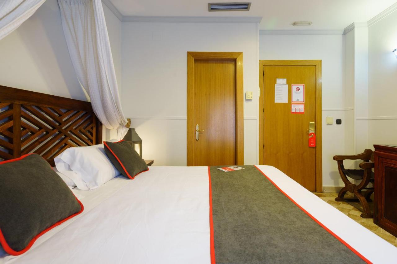 Hotel Boutique Reina Mora غرناطة المظهر الخارجي الصورة