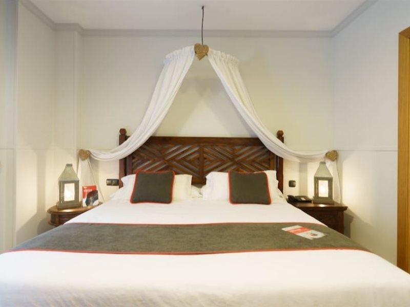 Hotel Boutique Reina Mora غرناطة المظهر الخارجي الصورة