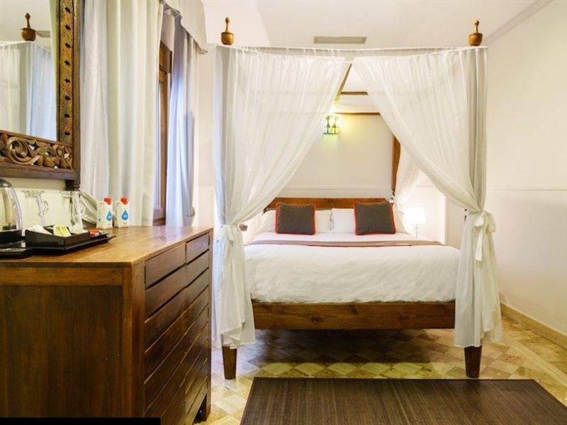 Hotel Boutique Reina Mora غرناطة المظهر الخارجي الصورة