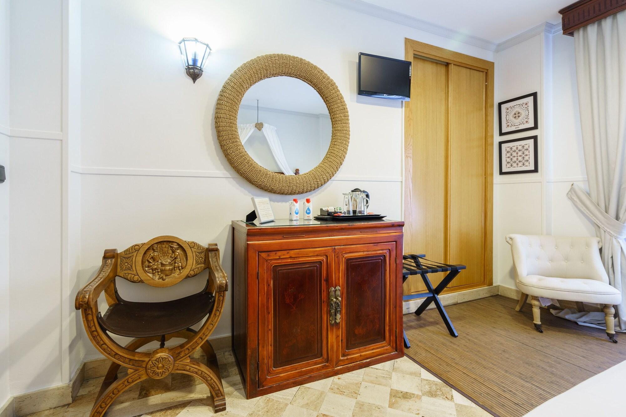 Hotel Boutique Reina Mora غرناطة المظهر الخارجي الصورة